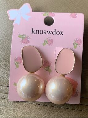 Pink Pearl Drop Earrings